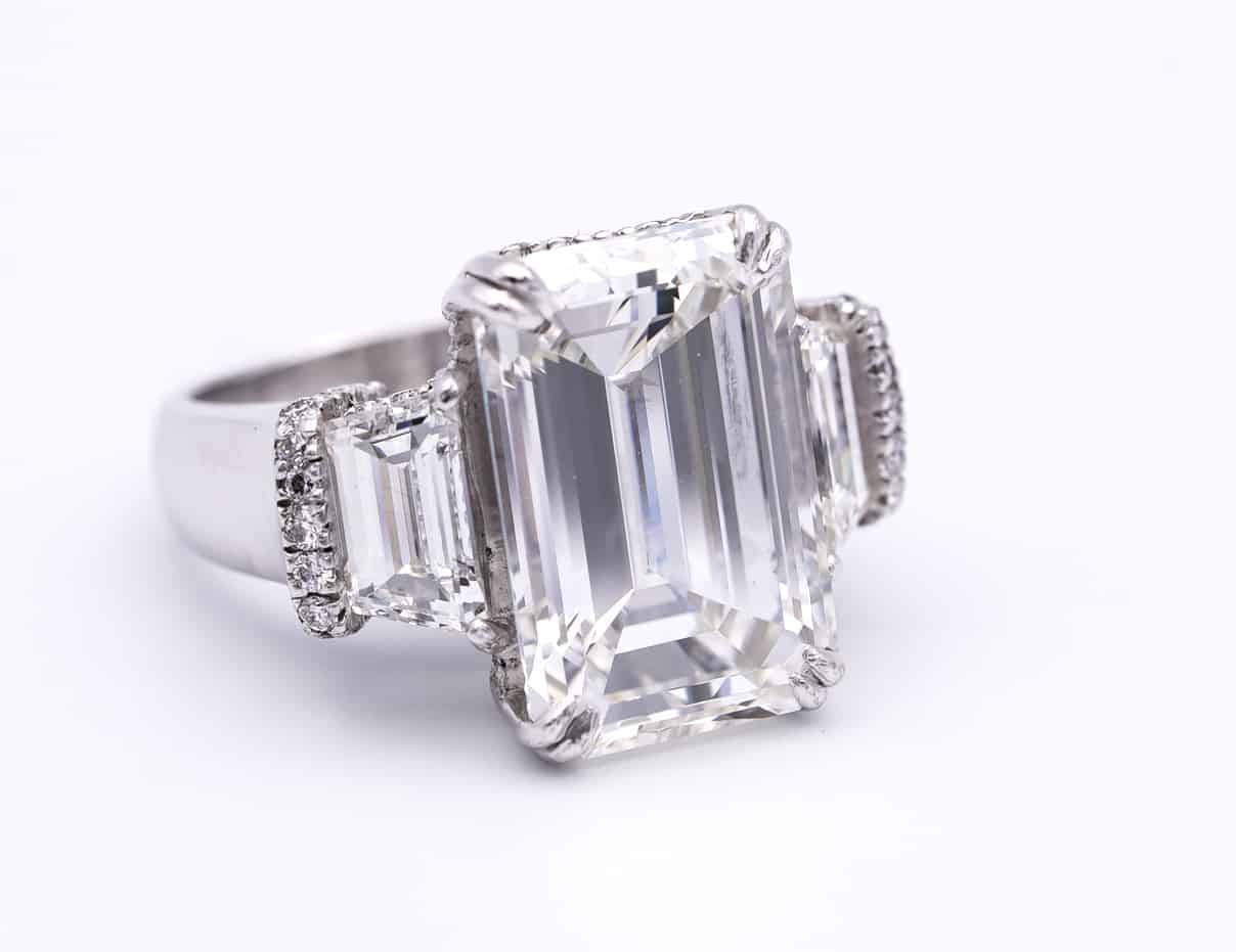 10 carat emerald cut diamond from abe mor