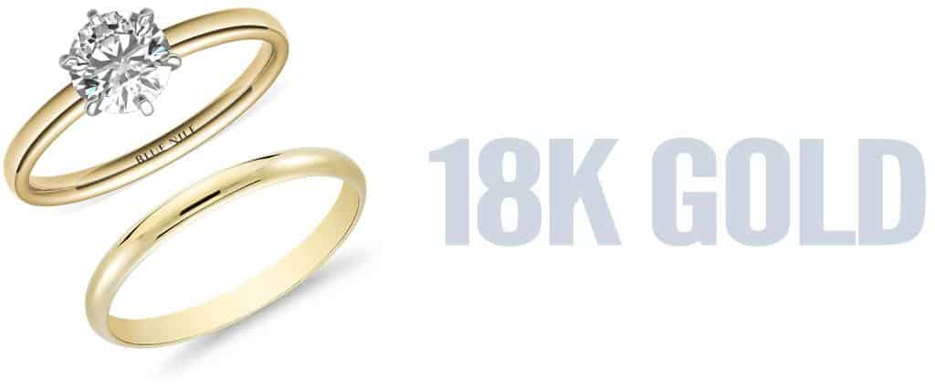 Diamond engagement ring and wedding band set in 18K gold